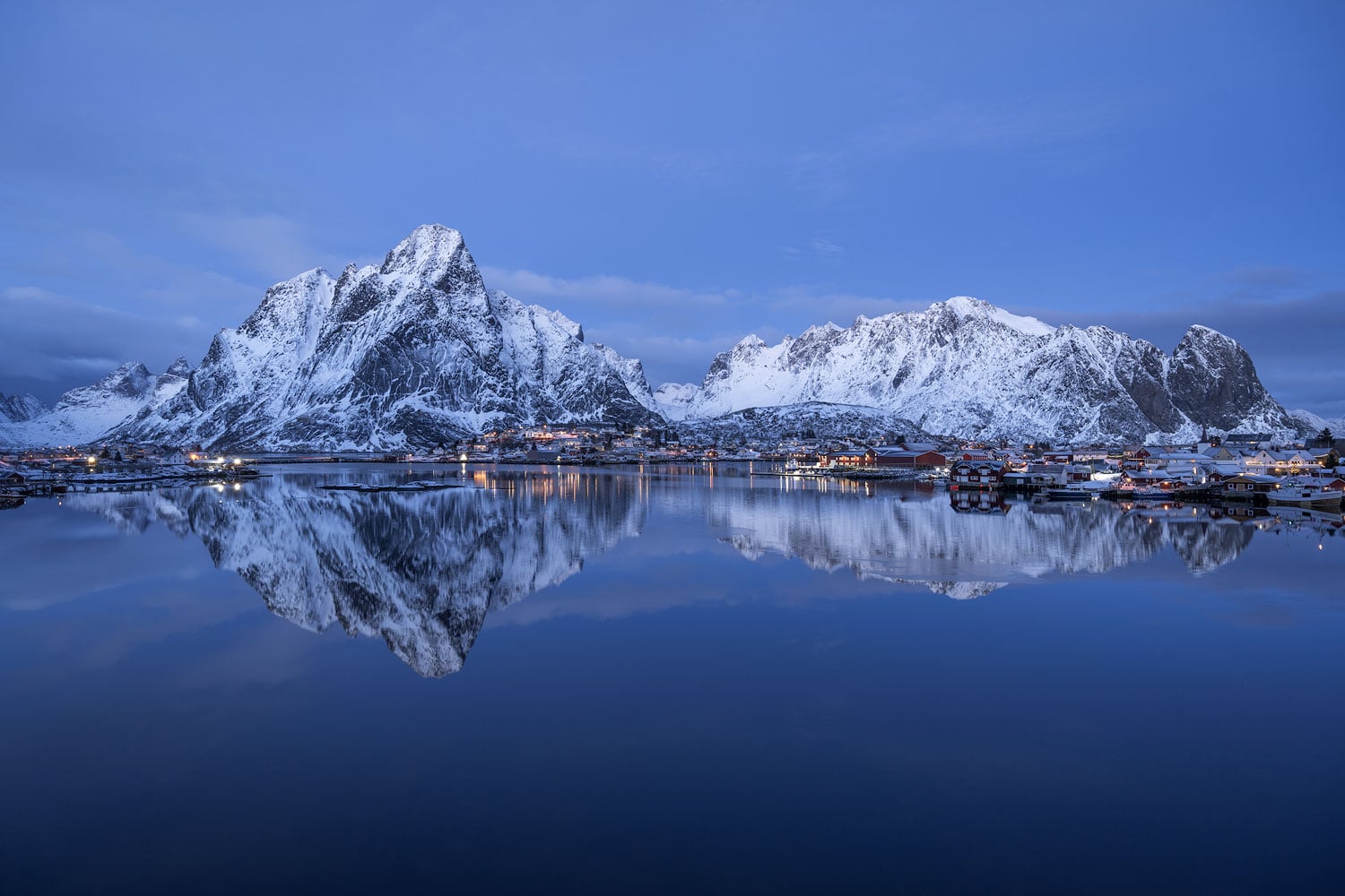 Arctic Whispers of Tranquil Reflections
