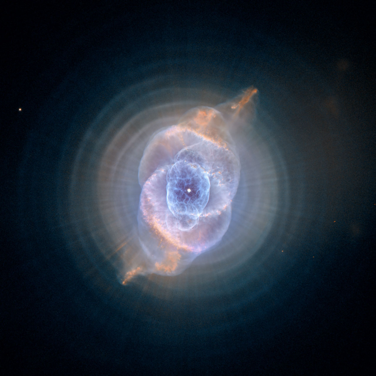 Dying star creates fantasy-like sculpture of gas and dust