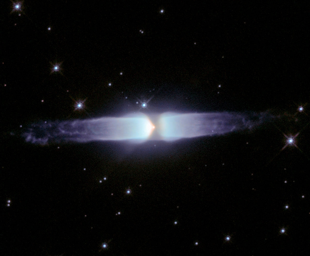 A glimpse into the heart of a dying star