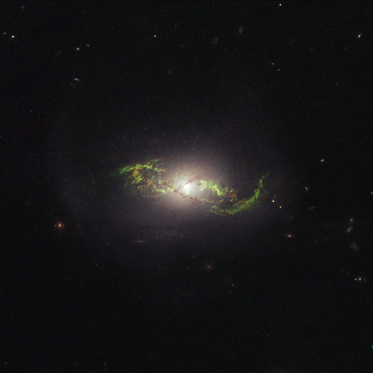 Hubble view of green filament in galaxy NGC 5972