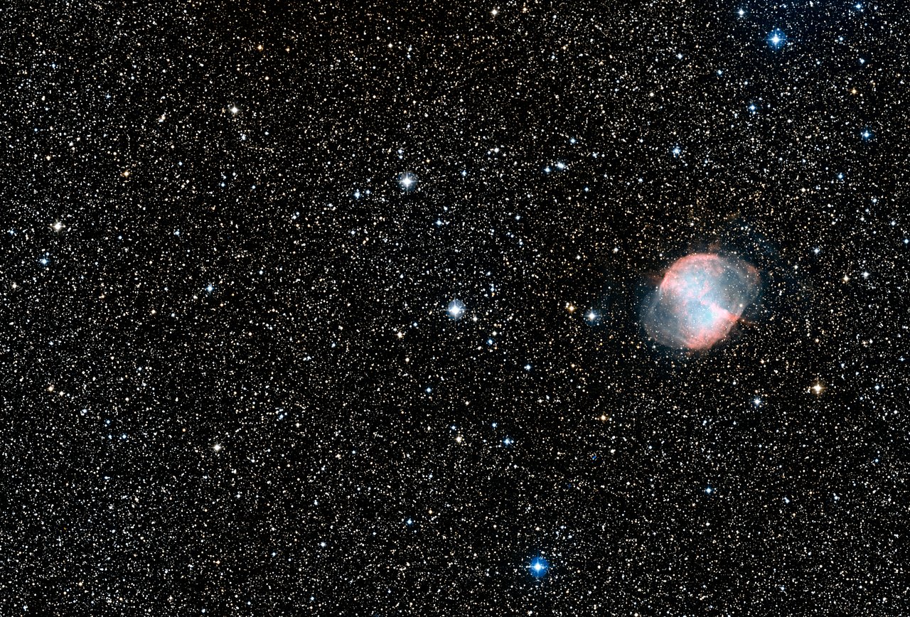 Wide-field view of HD 189733b and surroundings (DSS2 excerpt, ground-based image)